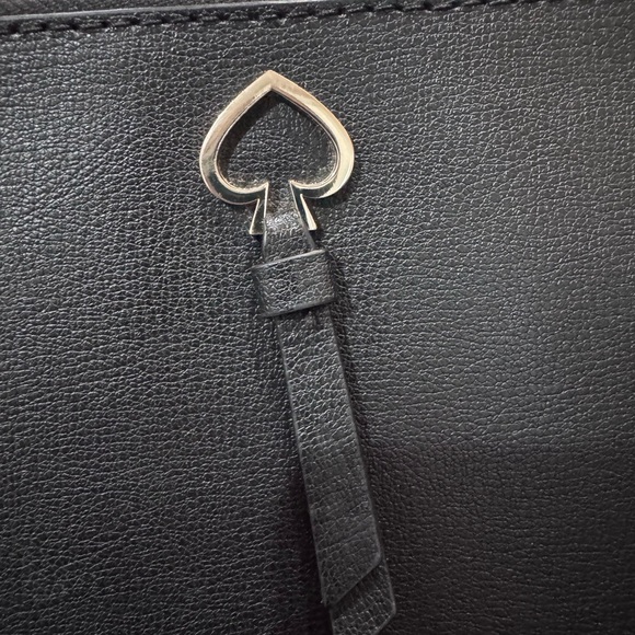 Kate Spade EUC Black Adel Medium Crossbody - Picture 6 of 16